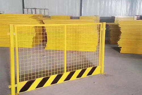 u=2455826850,3018646822&fm=26&gp=0